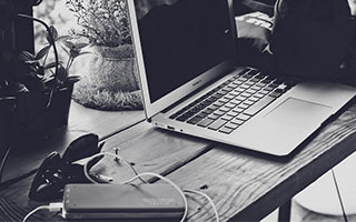 熊猫体育下载-甘肃铁人战胜四川金盾队，实现领先，甘肃铁人白酒