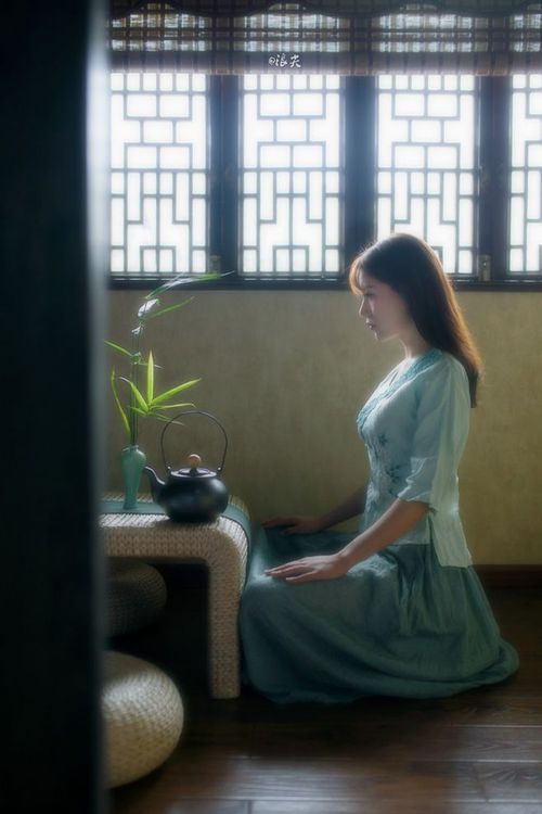 “雪域疾驰：冰雪赛段的King赛场”，冰雪赛事视频