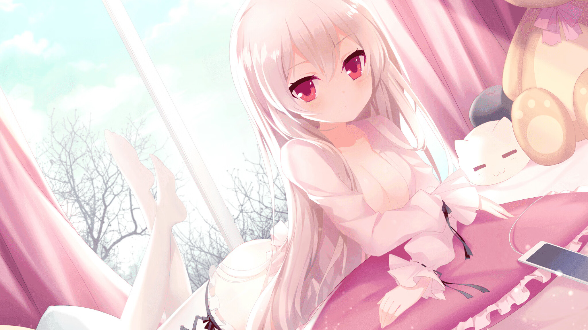 熊猫体育在线官网-里昂利用空切配合撕裂密集防守